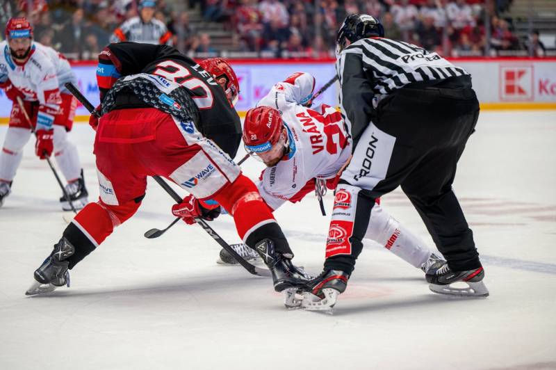 Petr-Vrana-Jakub-Lev-Trinec-vs-Mountfield