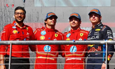 Charles Leclerc, Carlos Sainz a Max Verstappen na stupních vítězů