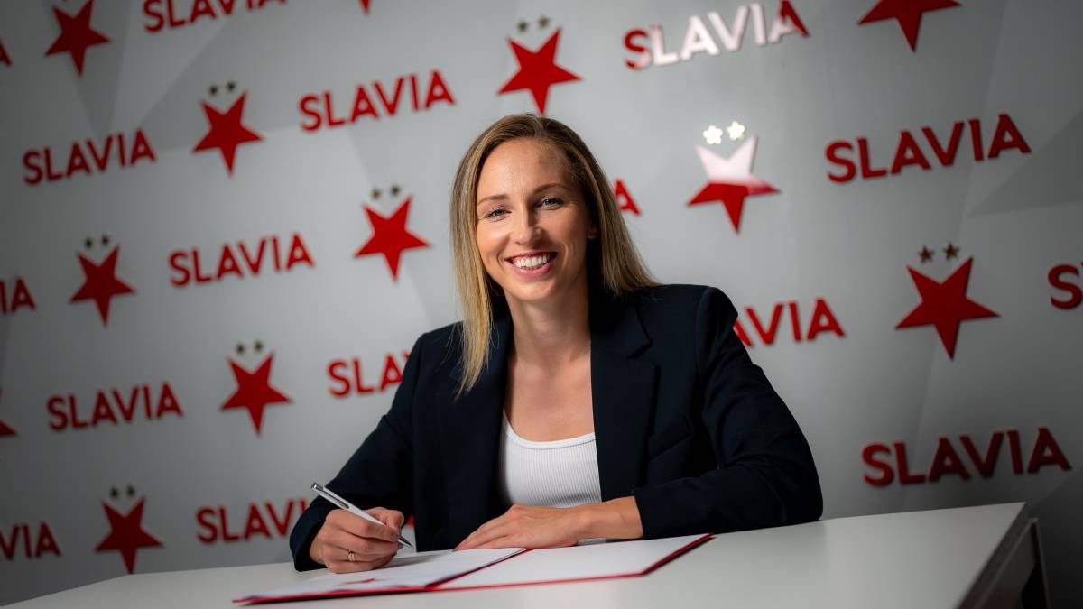 Votikova, Slavia