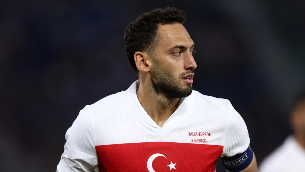 hakan calhanoglu, turecko, turecka fotbalova reprezentace