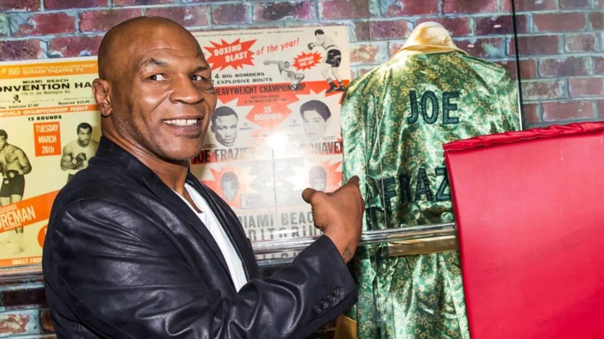 mike tyson, box