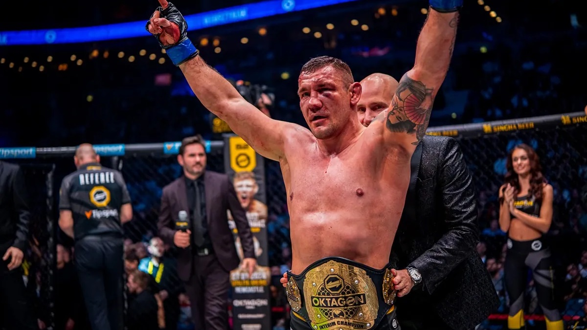 piotr wawrzyniak, oktagon mma